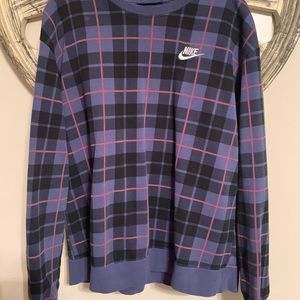 Nike sweatshirt. worn once